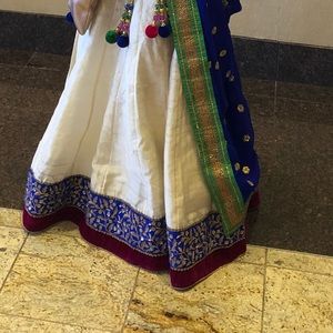 Meet your Posher, Nidhi